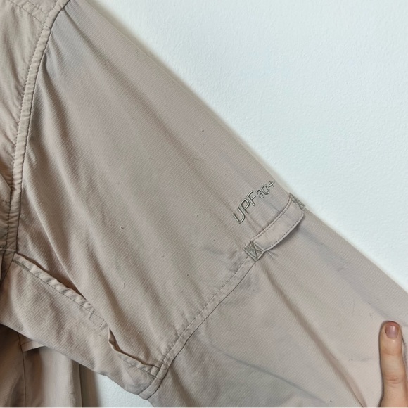 Columbia Button Down Fishing Shirt UPT 30+ Light Pink Sz Petite Medium Hiking - Picture 6 of 9